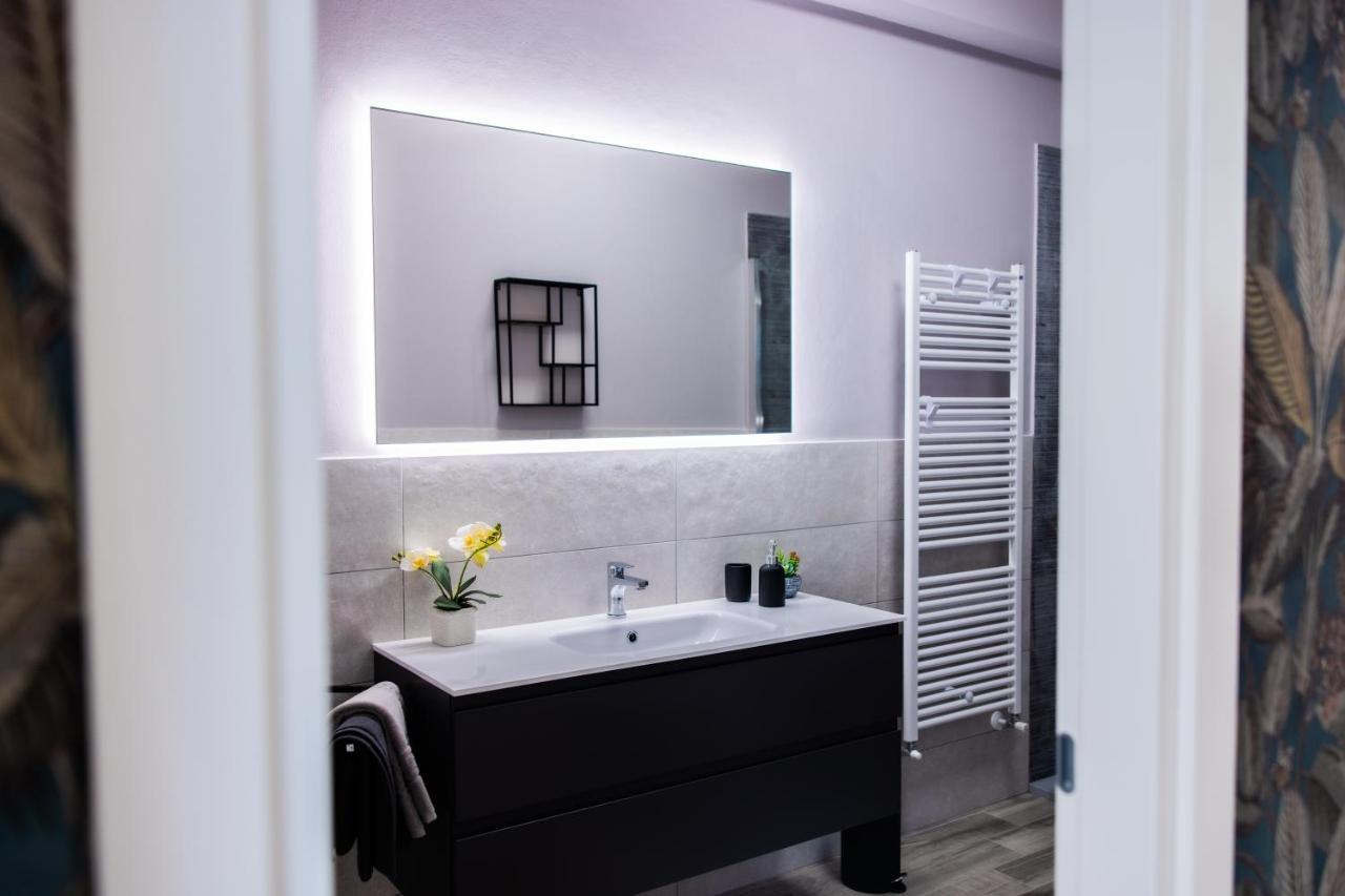 H11 Luxury Sanremo Centro - Elegante - Casino Leilighet Eksteriør bilde